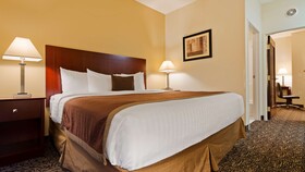 Best Western Plus Louisville Inn & Suites