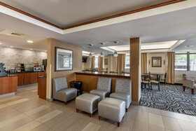 Best Western Plus Louisville Inn & Suites