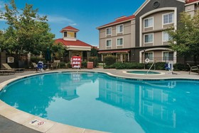 La Quinta Inn & Suites by Wyndham Denver Boulder-Louisville