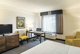 La Quinta Inn & Suites by Wyndham Denver Boulder-Louisville