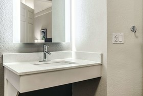 La Quinta Inn & Suites by Wyndham Denver Boulder-Louisville