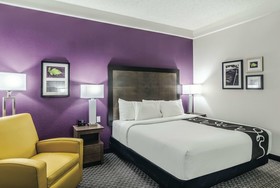 La Quinta Inn & Suites by Wyndham Denver Boulder-Louisville