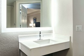 La Quinta Inn & Suites by Wyndham Denver Boulder-Louisville