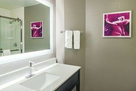 La Quinta Inn & Suites by Wyndham Denver Boulder-Louisville