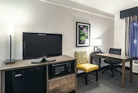 La Quinta Inn & Suites by Wyndham Denver Boulder-Louisville