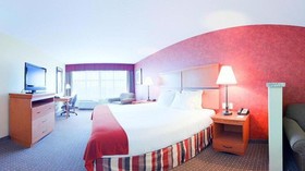 Holiday Inn Express & Suites Loveland