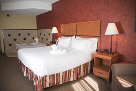Holiday Inn Express & Suites Loveland