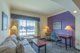 La Quinta Inn & Suites by Wyndham Loveland