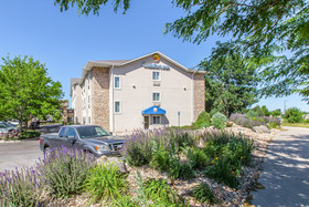 Quality Inn & Suites