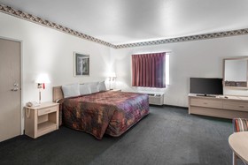 Baymont by Wyndham Loveland/Fort Collins Area
