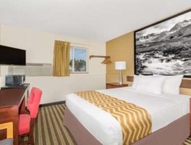 Travelodge by Wyndham Loveland/Fort Collins Area