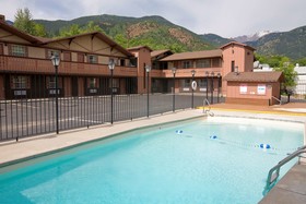 Americas Best Value Inn Villa Motel
