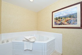Americas Best Value Inn Villa Motel