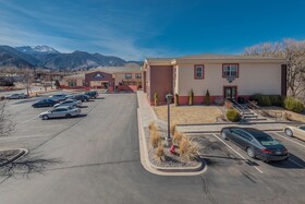 Days Inn by Wyndham Manitou Springs