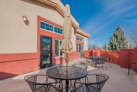 Days Inn by Wyndham Manitou Springs