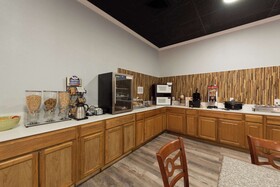 Quality Inn & Suites Manitou Springs At Pikes Peak