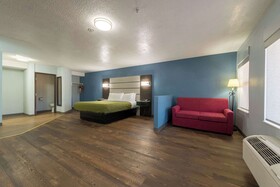 Quality Inn & Suites Manitou Springs At Pikes Peak