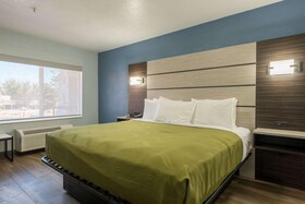 Quality Inn & Suites Manitou Springs At Pikes Peak