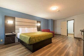 Quality Inn & Suites Manitou Springs At Pikes Peak