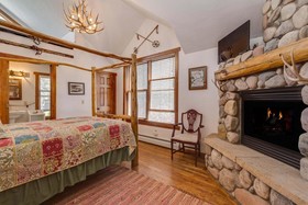 The Minturn Inn