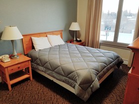 Budget Host Monte Villa Inn