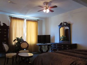 Budget Host Monte Villa Inn