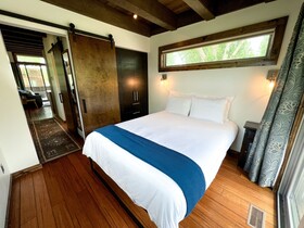 Cedar Creek Rv Park And Lodging