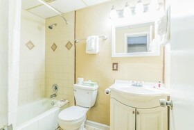 Days Inn by Wyndham Montrose