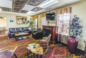 Days Inn by Wyndham Montrose