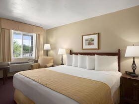Days Inn by Wyndham Montrose