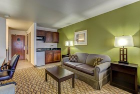 Holiday Inn Express & Suites Montrose