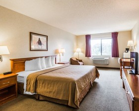 Quality Inn & Suites