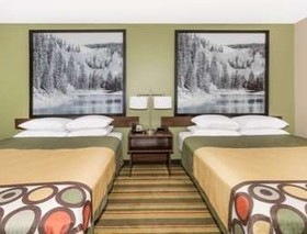 Super 8 by Wyndham Montrose