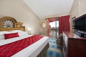 Ramada by Wyndham Monument