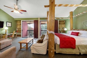 Ramada by Wyndham Monument