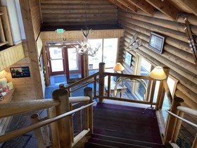The Boulder Creek Lodge