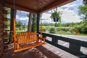 High Country Lodge