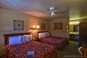 High Country Lodge