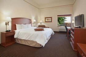 Hampton Inn & Suites Parker
