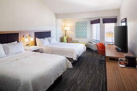 Hampton Inn & Suites Parker