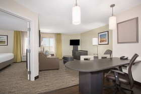 Candlewood Suites Pueblo