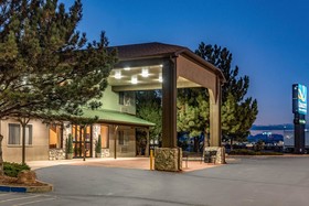 Quality Inn & Suites West