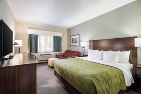Quality Inn & Suites West
