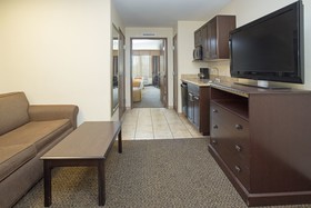 Holiday Inn Express Hotel & Suites Pueblo North