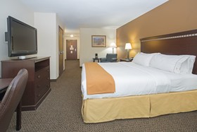 Holiday Inn Express Hotel & Suites Pueblo North
