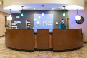 Holiday Inn Express Hotel & Suites Pueblo North
