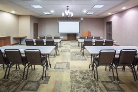 Holiday Inn Express Hotel & Suites Pueblo North