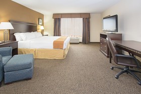 Holiday Inn Express Hotel & Suites Pueblo North