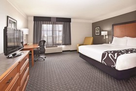 La Quinta Inn & Suites by Wyndham Pueblo