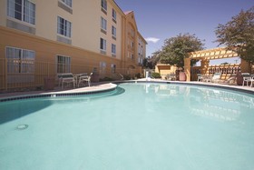 La Quinta Inn & Suites by Wyndham Pueblo